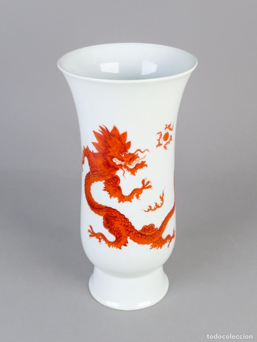 Antig&uuml;edades: Jarr&oacute;n Meissen con drag&oacute;n Ming rojo Alemania hacia 1964