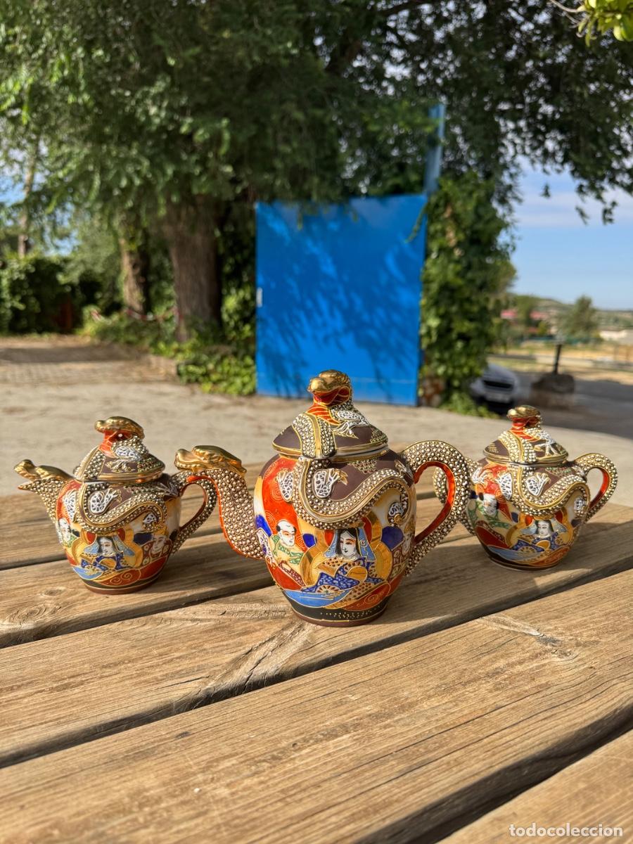 Antig&uuml;edades: Conjunto caf&eacute;/t&eacute; azucarero porcelana Satsuma Jap&oacute;n mitad S.XX 16,5x12.5