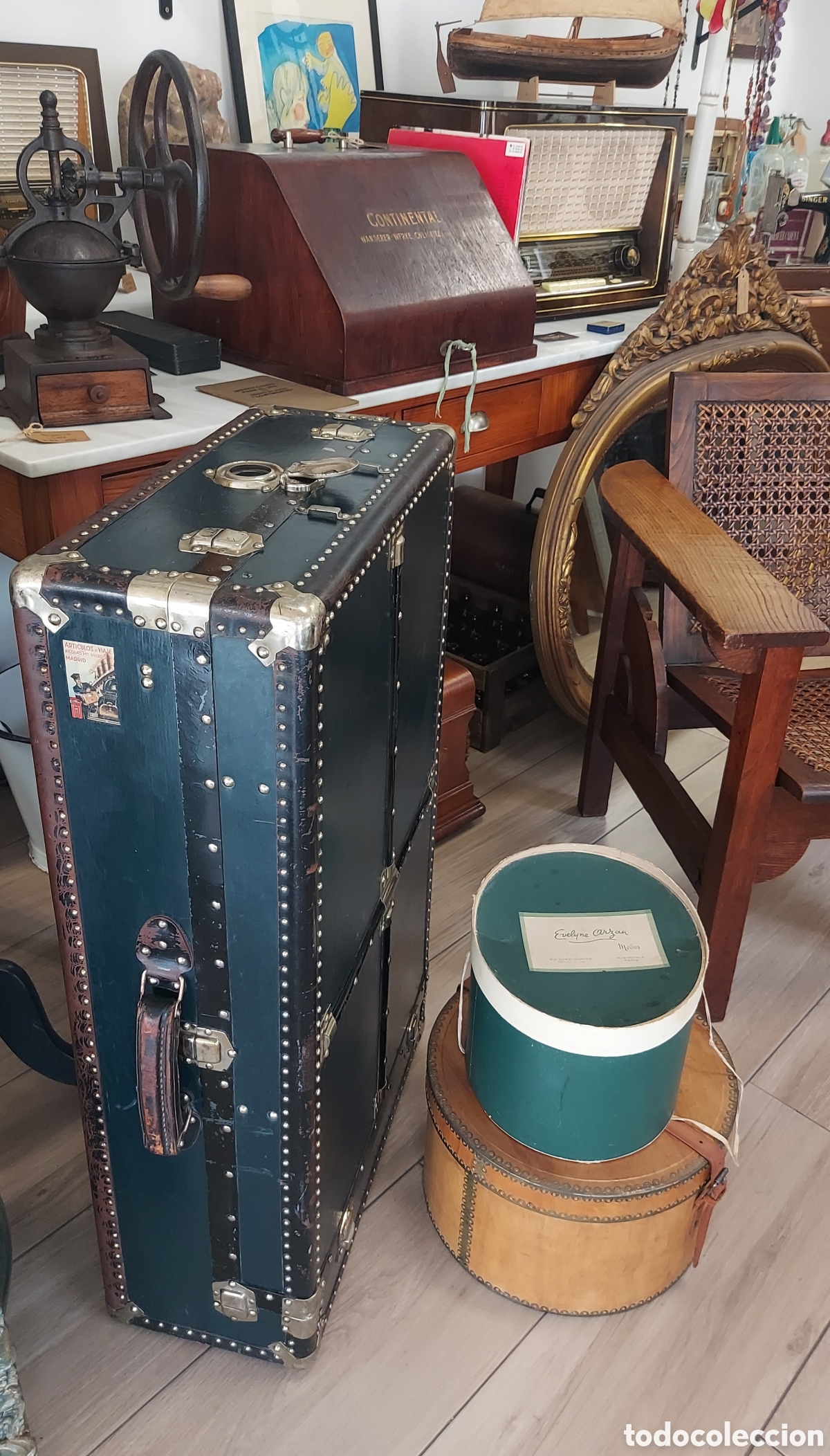 Antig&uuml;edades: Maleta ba&uacute;l de viaje circa 1920 - Foto 4