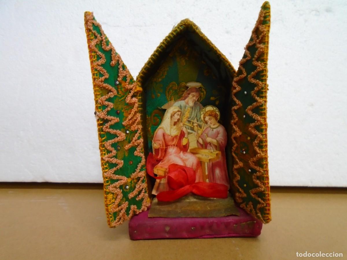 Antig&uuml;edades: ANTIGUO TRIPTICO/HORNACINA O CAPILLA ALTAR DE VIAJE DEVOCIONAL DE LA SDA.FAMILIA, S.XIX.