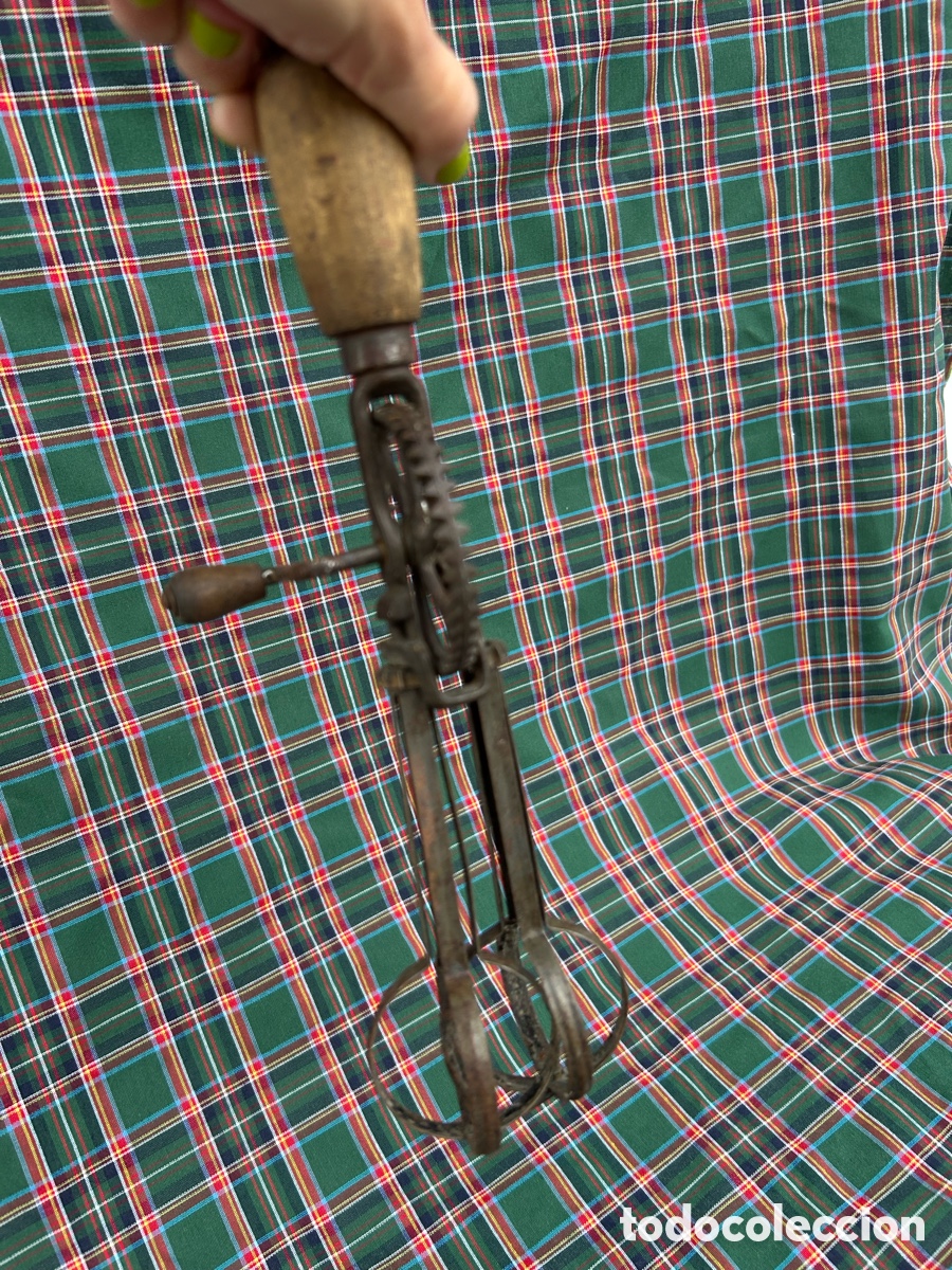Antig&uuml;edades: Batidora antigua manual - Foto 2