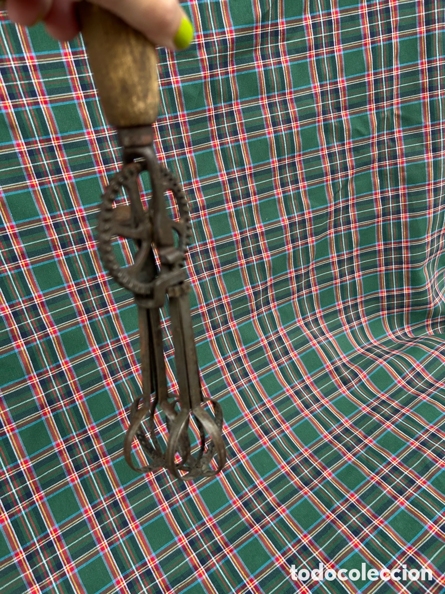 Antig&uuml;edades: Batidora antigua manual - Foto 3