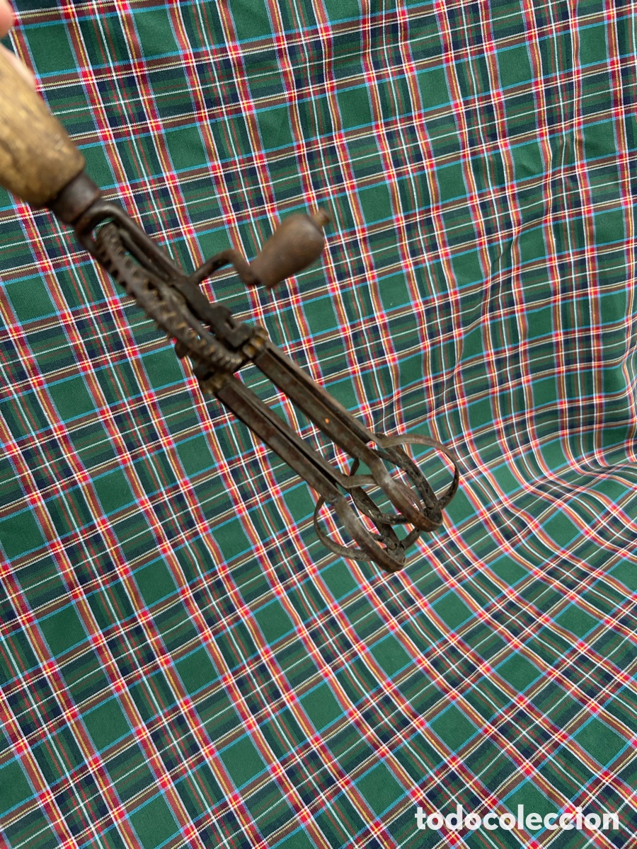 Antig&uuml;edades: Batidora antigua manual - Foto 4