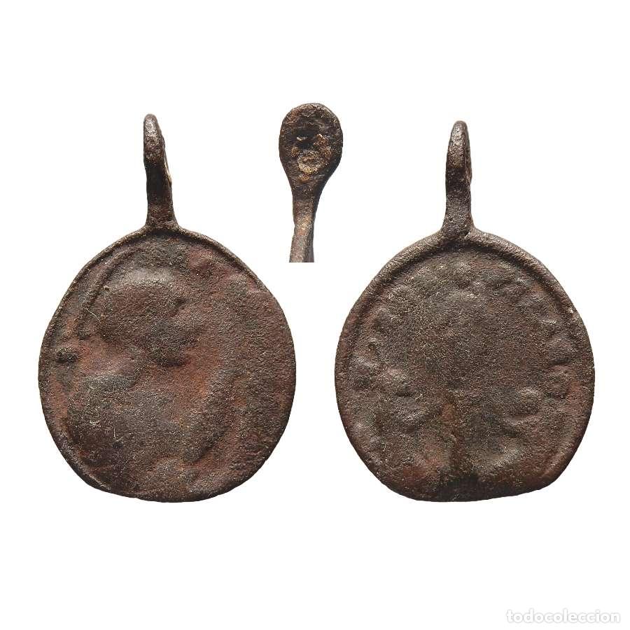 Antig&uuml;edades: Medalla religiosa en metal, siglo XVIII, 22 mm. 918-M