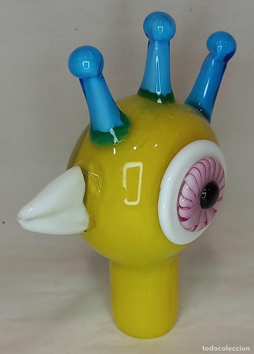 Antig&uuml;edades: FIGURA DE CRISTAL SOPLADO CON FORMA DE CABEZA DE POLLO