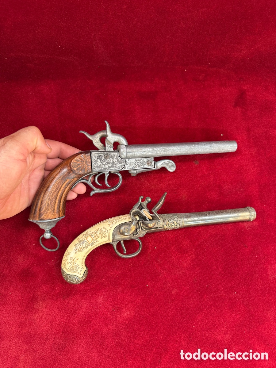 Antig&uuml;edades: Lote de dos antiguas pistolas de chispa(replicas)