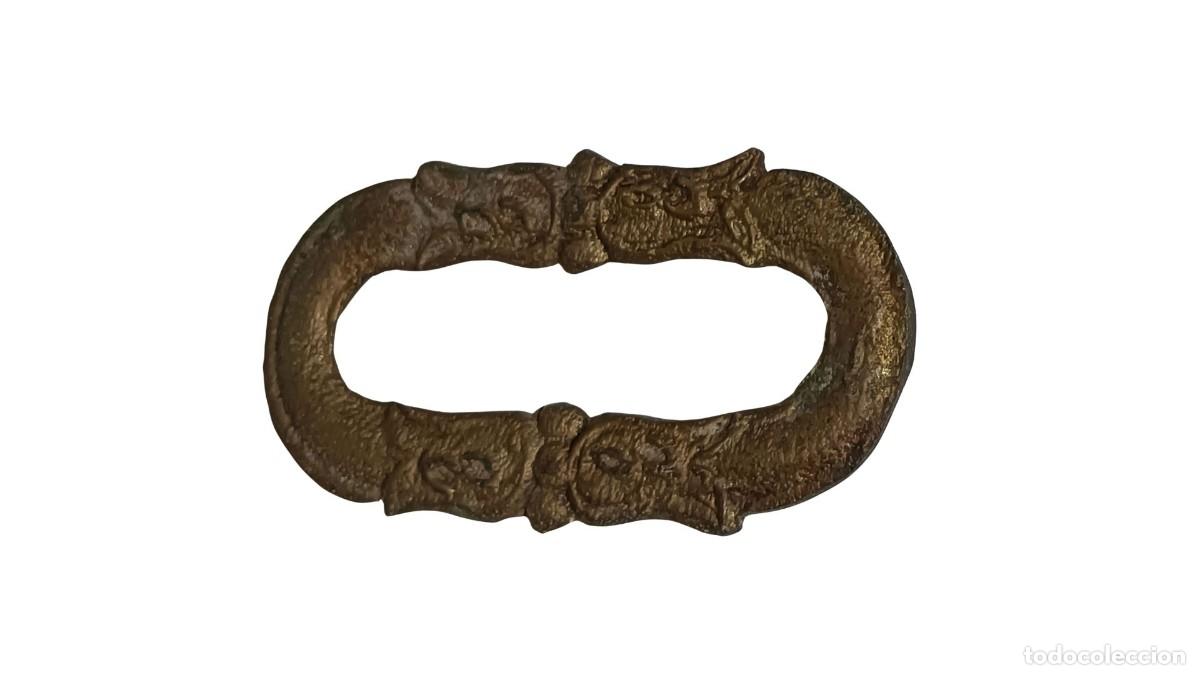 Antig&uuml;edades: HEBILLA DE BRONCE ANTIGUA - MOTIVO FLORAL - SIGLOS XVII/XVIII - RETRO