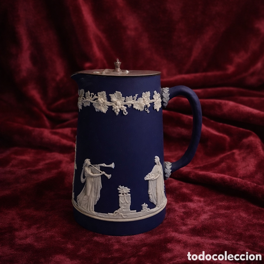 Antiques: Lechera Wedgwood Siglo XIX