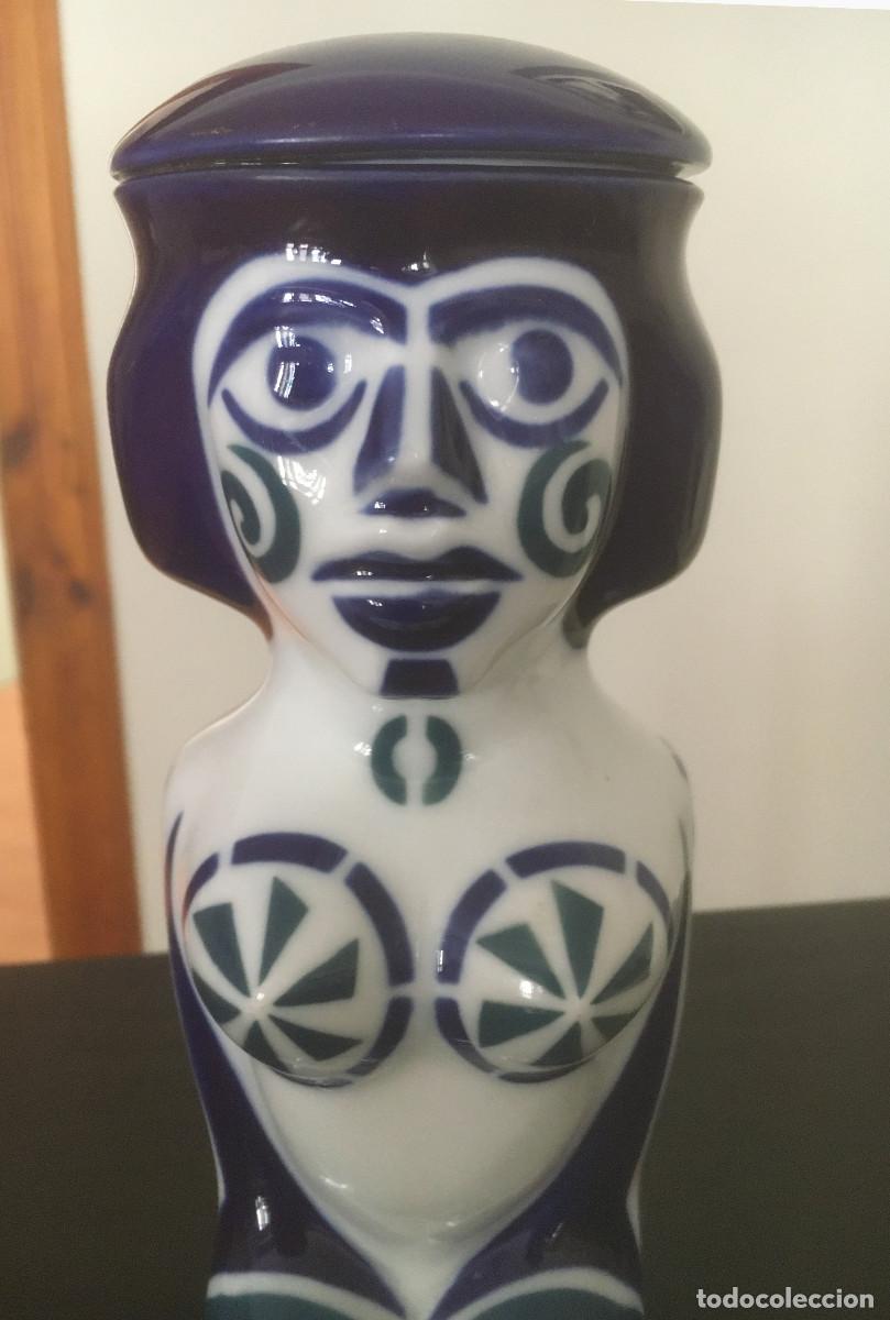 Antig&uuml;edades: ESFINGE CER&Aacute;MICA DE SARGADELOS FIGURA 16 CM SERIE A
