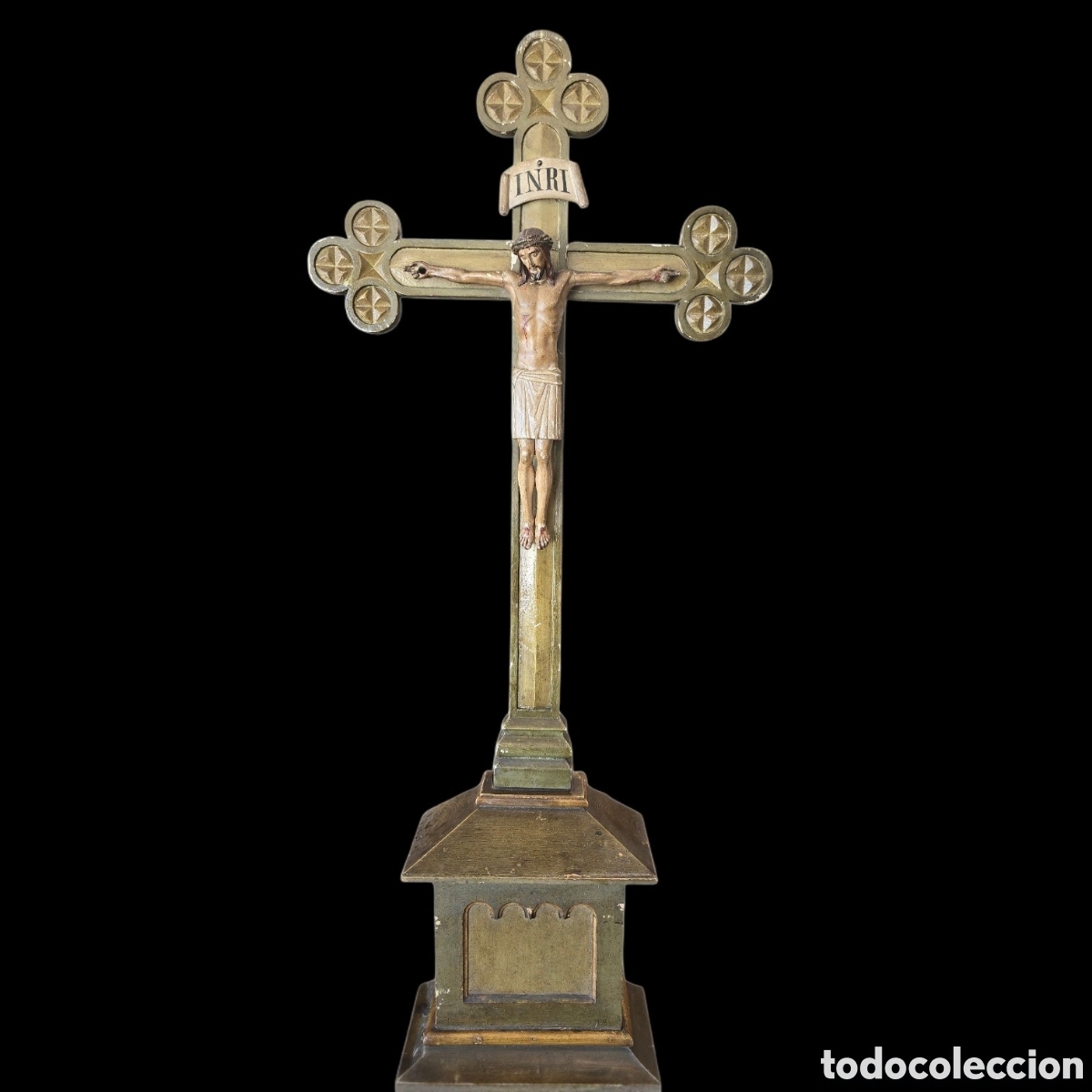Antiques: Crucifijo Antiguo con Cristo Tallado, 112 cm, Siglo XIX