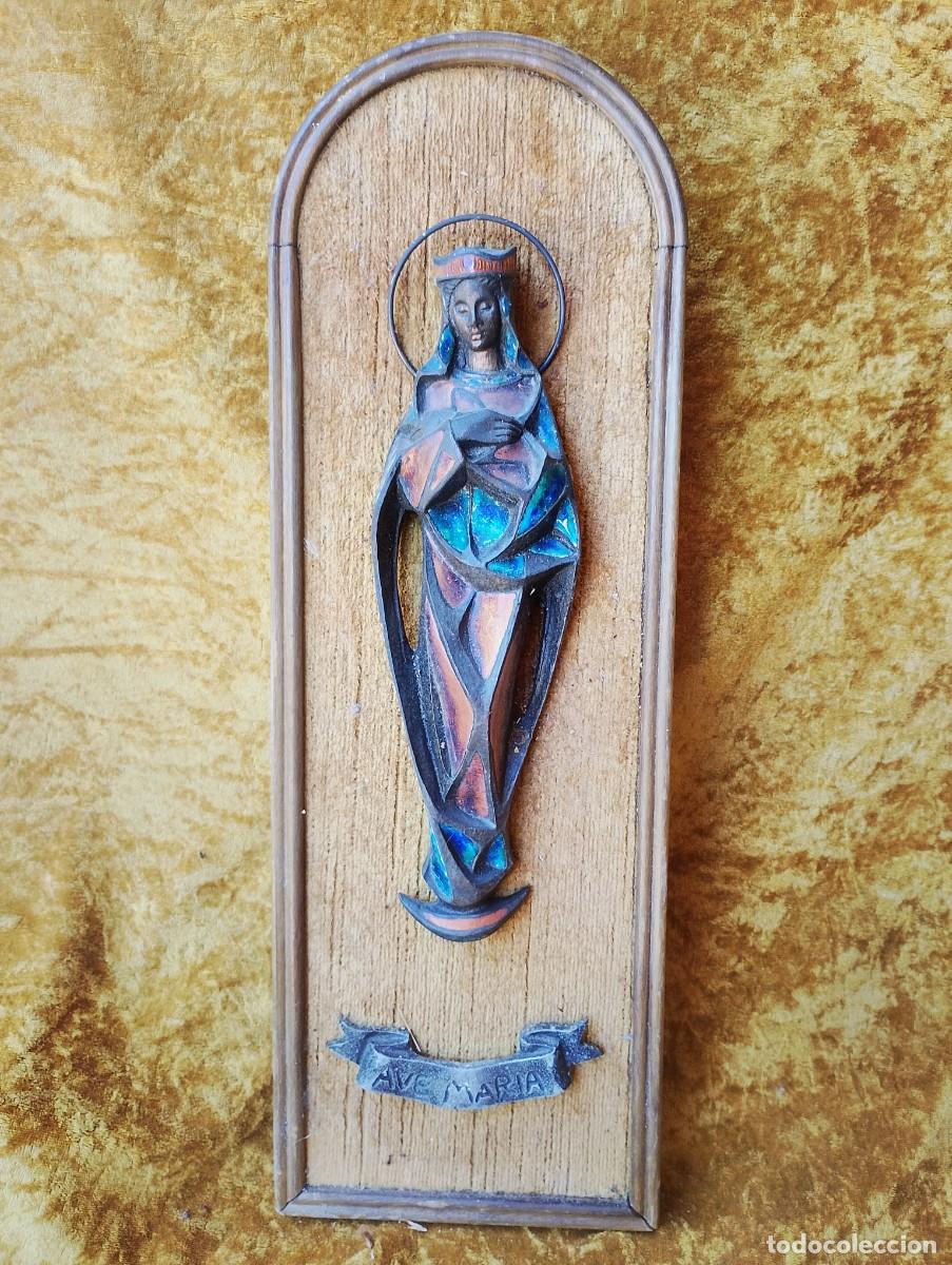 Antig&uuml;edades: Piadosa imagen de esmaltes cloisonn&eacute; de unos 30cms.de alto (con el marco) AVE MARIA en bell&iacute;simos