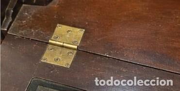 Antig&uuml;edades: Secreter con marca a fuego - Foto 5