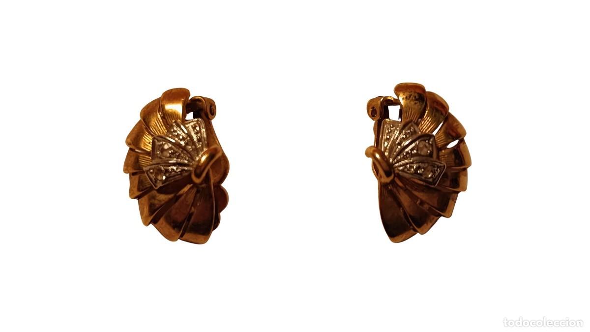 Oggetti Antichi: Pendientes de presion Vintage Ba&ntilde;ados en Oro, bonito acabado floral