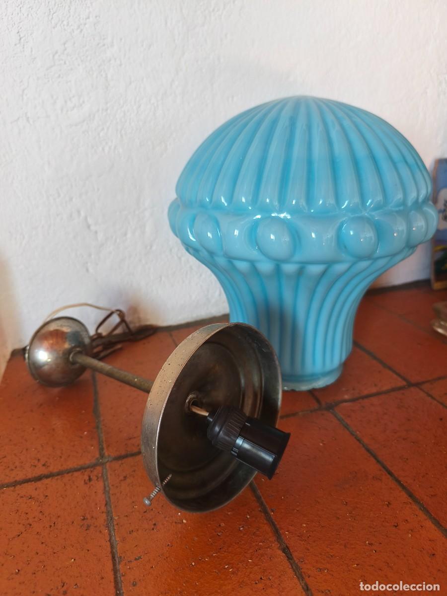 Antig&uuml;edades: L&aacute;mpara de opalina azul cielo. - Foto 11
