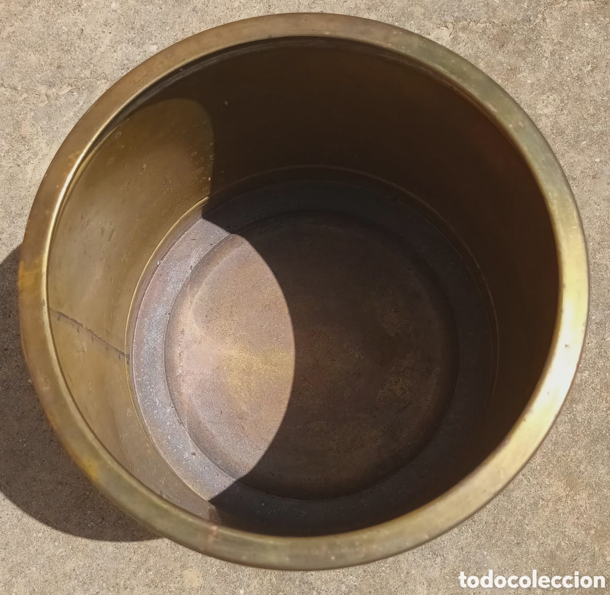 Antig&uuml;edades: CUBITERA CON PIE. METALICA. - Foto 5