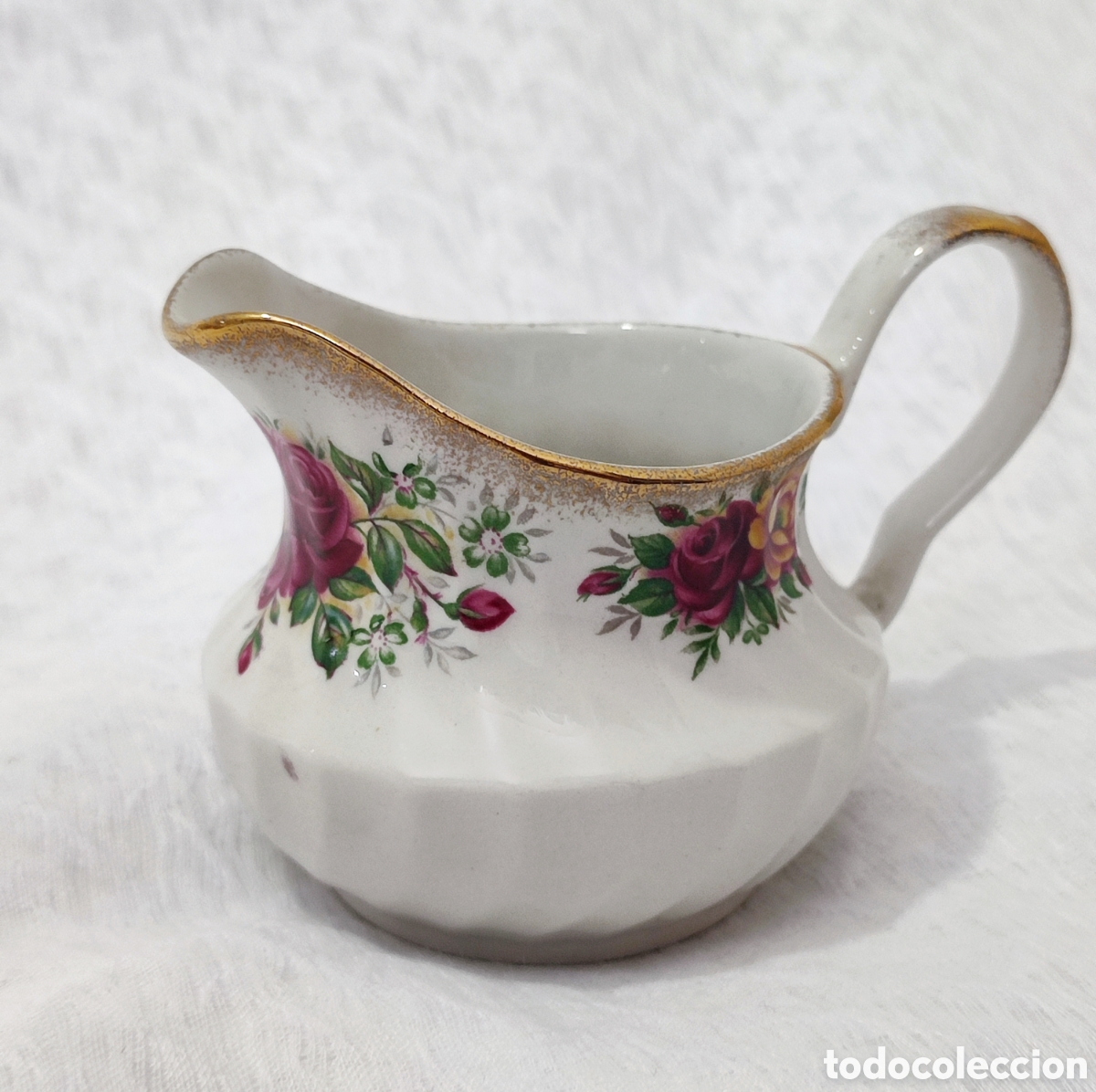 Antig&uuml;edades: Lechera vintage de porcelana inglesa floral