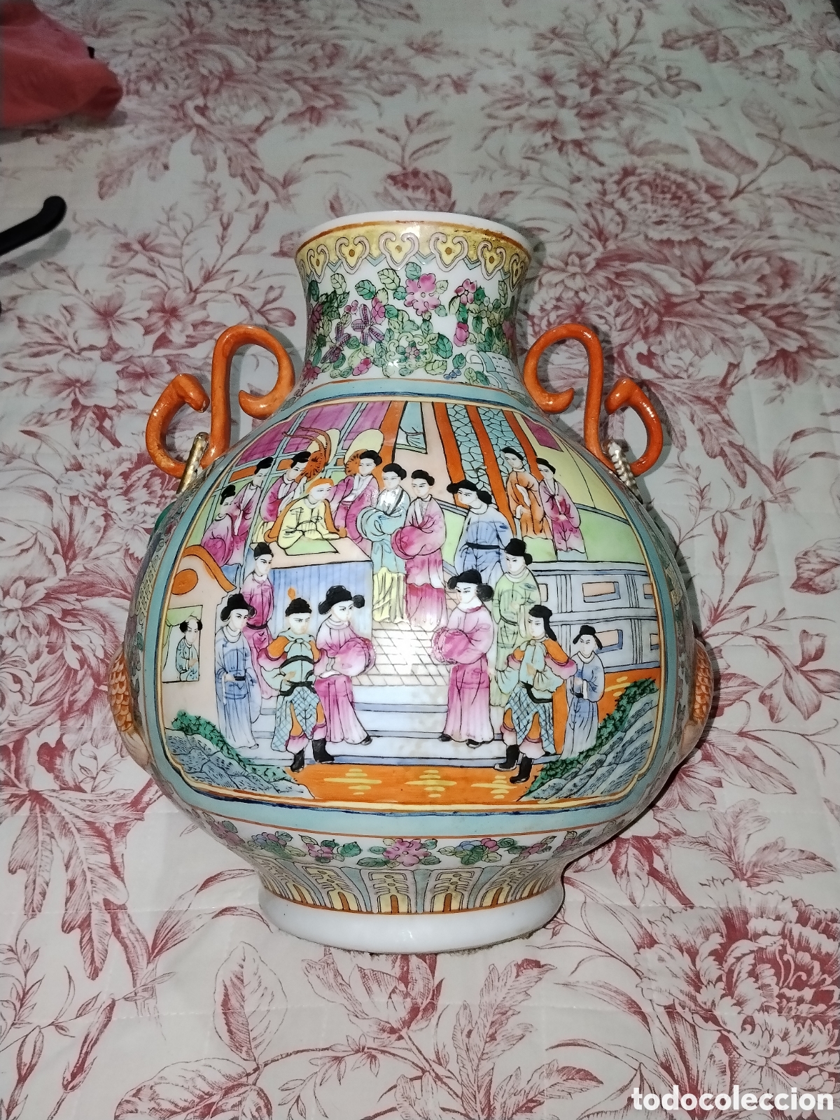 Antig&uuml;edades: Jarr&oacute;n Chino de Porcelana &ndash; Sello Rojo &rdquo;Da Qing Qianlong Nian Zhi&rdquo; (M. Siglo XX)