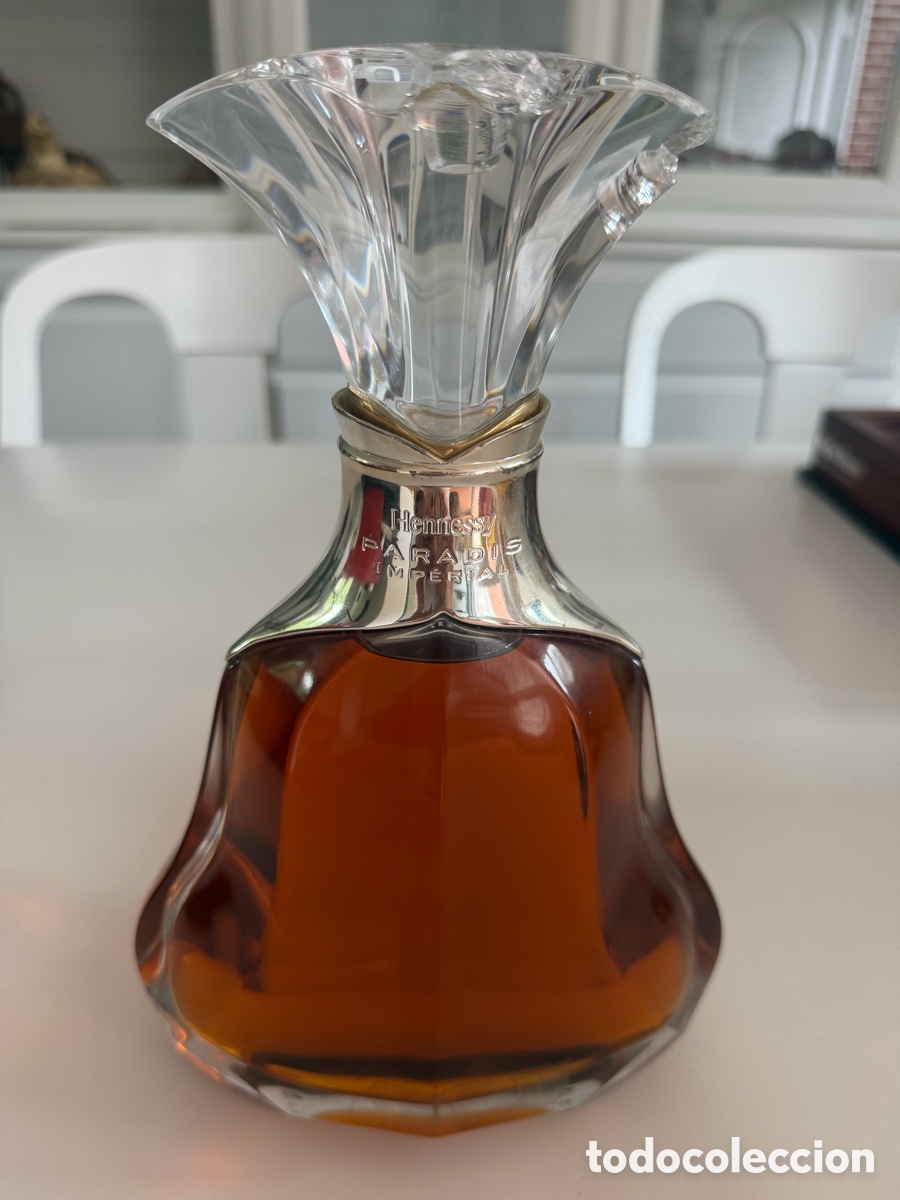 Antig&uuml;edades: Hennessy Paradis Imp&eacute;rial Decantador Cristal