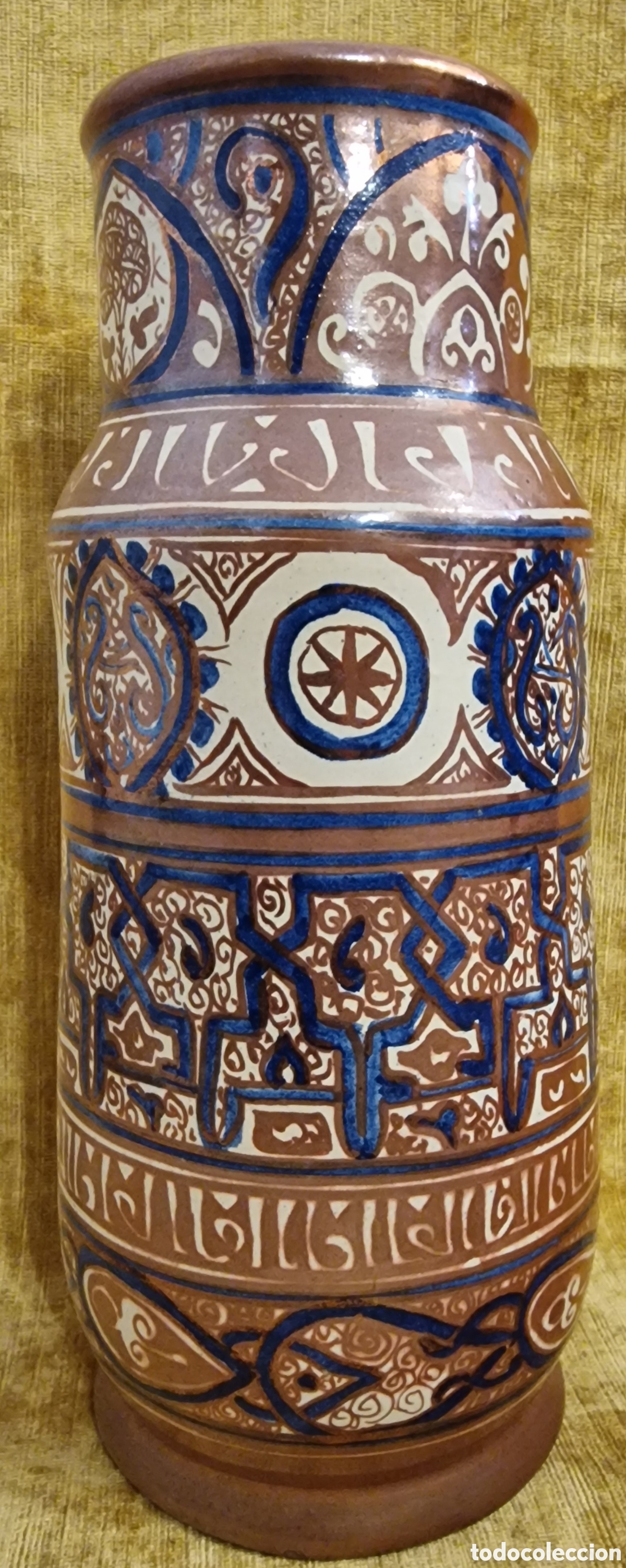 Antig&uuml;edades: Albarelo de La Ceramo de reflejo met&aacute;lico Hispano morisco copia del Siglo XIV XV