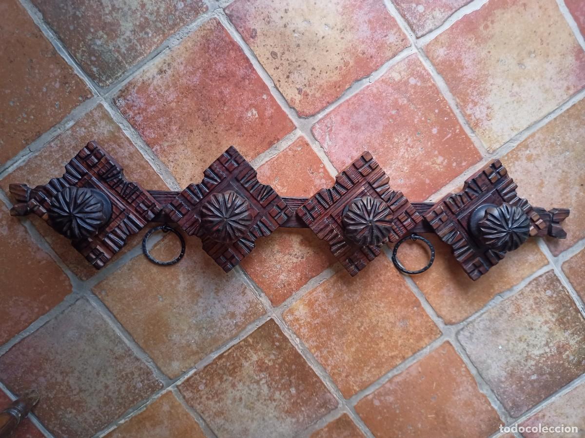 Antig&uuml;edades: Percha rustica de madera