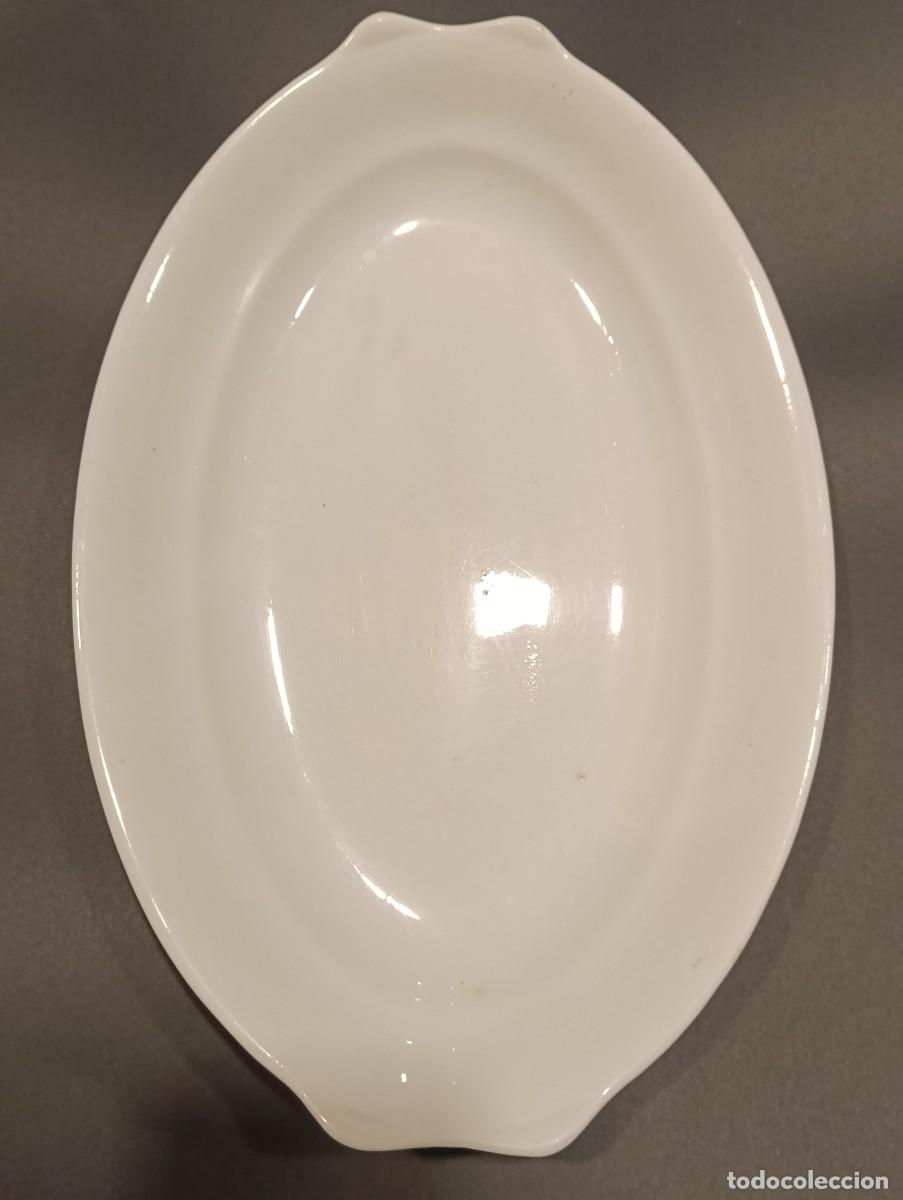 Antig&uuml;edades: Antigua Fuente Ovalada de Porcelana Blanca - Royal China Vigo - Vajilla Vintage