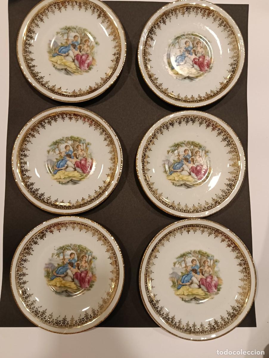 Antig&uuml;edades: Juego de 6 Platos de Postre de Porcelana - Santa Clara Vigo - Escena Galante Cl&aacute;sica y Oro