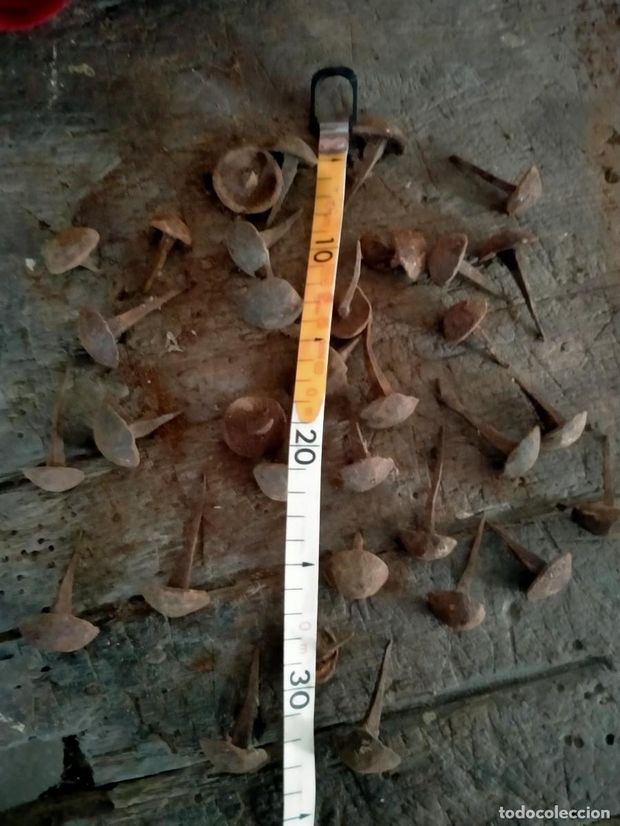 Antig&uuml;edades: LOTE DE CLAVOS DE FORJA ANTIGUOS - Foto 5