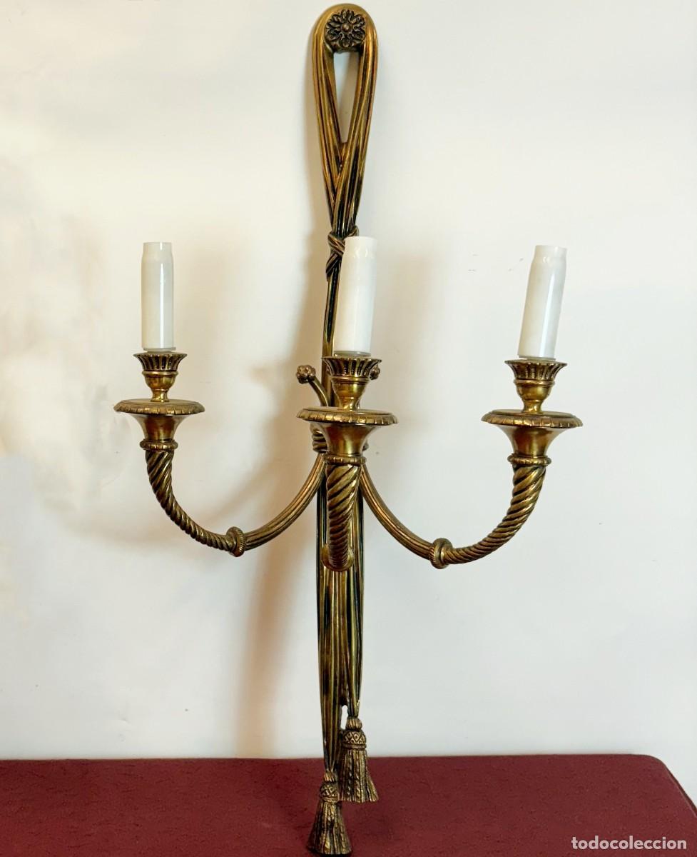 Antig&uuml;edades: Aplique Bronce Luis XVI