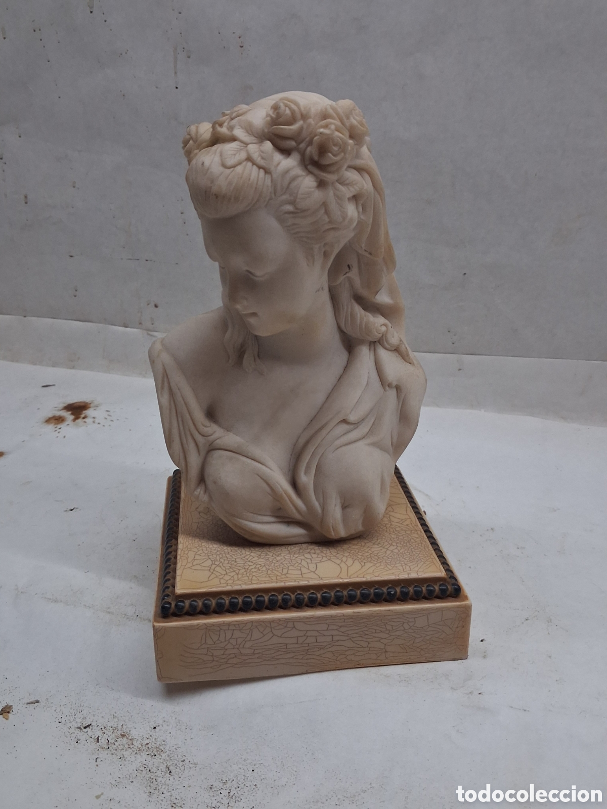 Antig&uuml;edades: Busto resina imitaci&oacute;n m&aacute;rmol