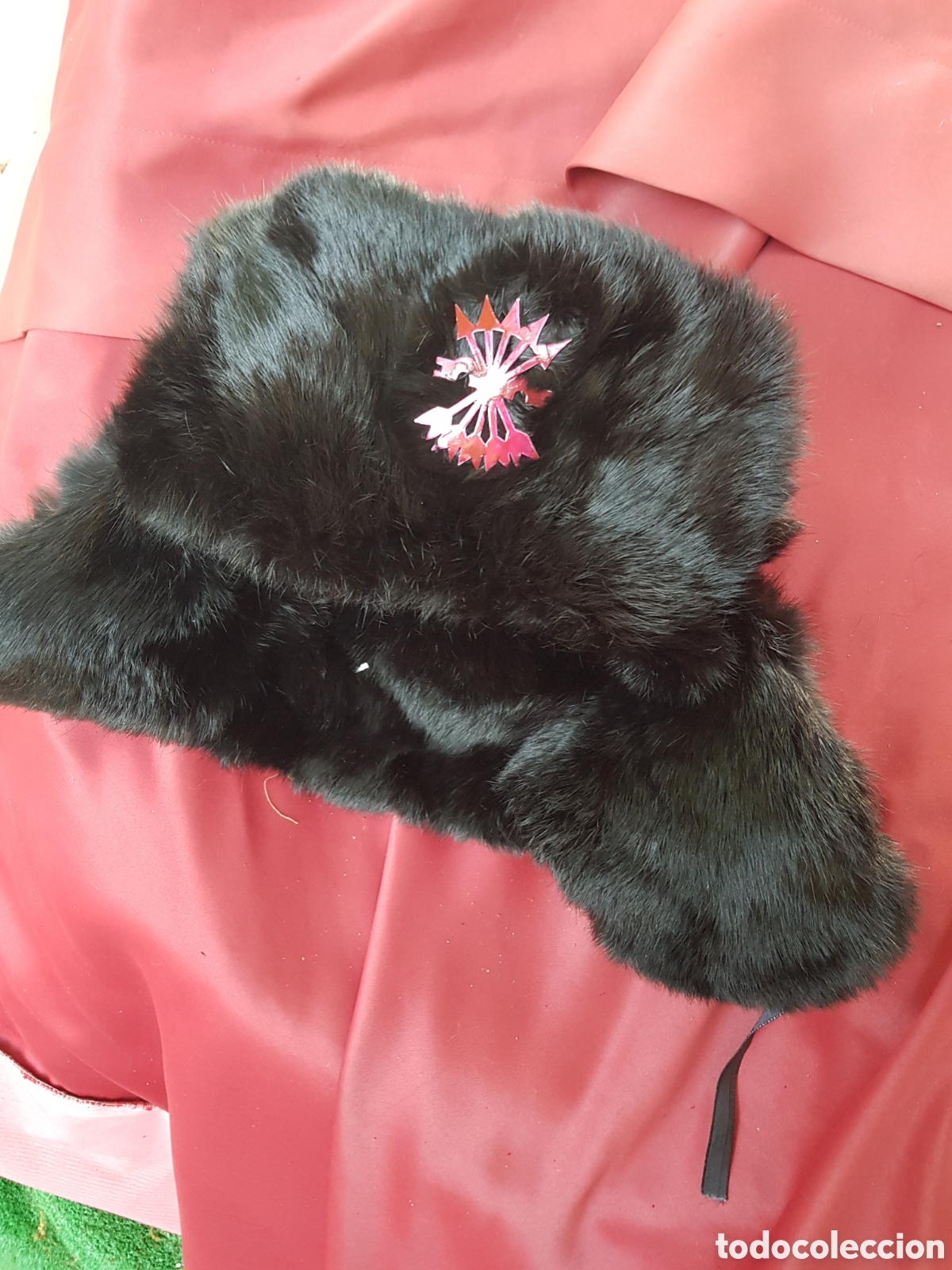 Antig&uuml;edades: GORRO DE LA FALANGE REPLICA - Foto 1