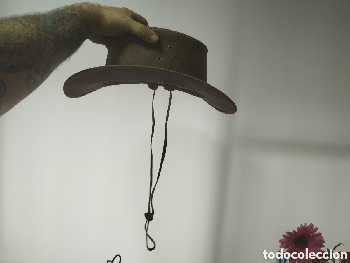 Antig&uuml;edades: Sombrero de cuero aut&eacute;ntico - Foto 3