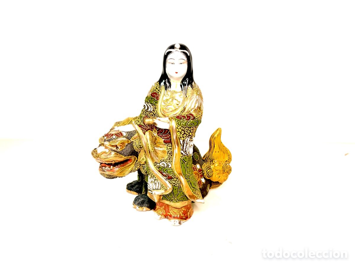 Antiquit&auml;ten: Drag&oacute;n Foo Nishi en cer&aacute;mica de Satsuma pintada a mano 1960&rsquo;s