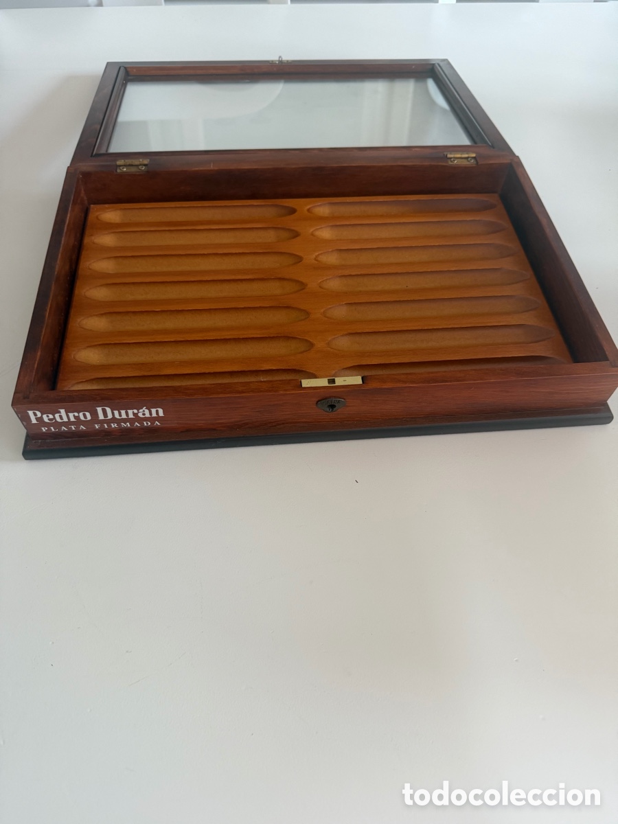 Antig&uuml;edades: Expositor Pedro Dur&aacute;n Madera y Cristal - Foto 1