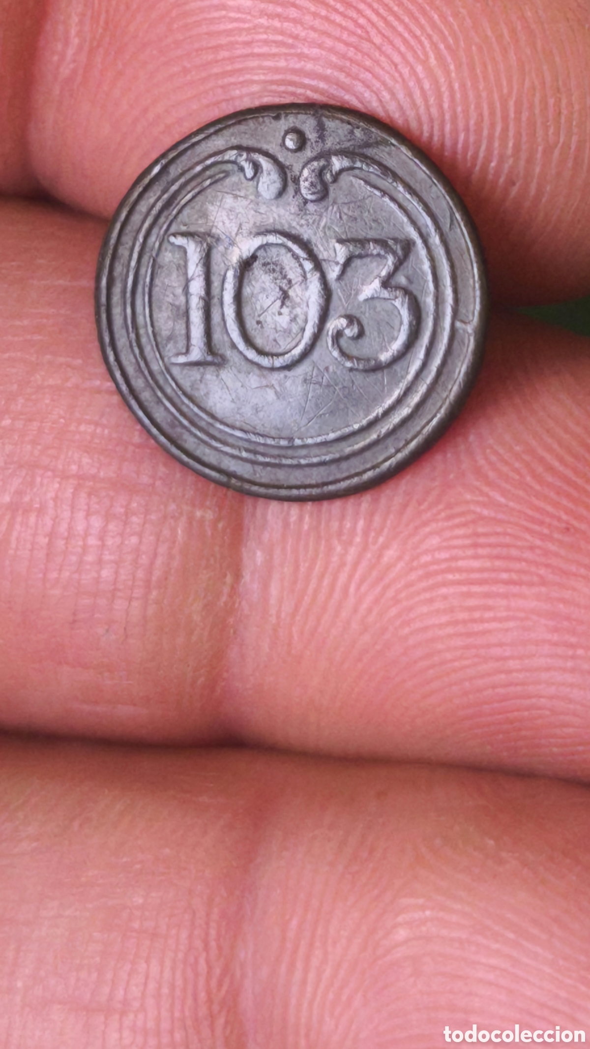 Antig&uuml;edades: Boton 103 Guerra Indepencia peque&ntilde;o