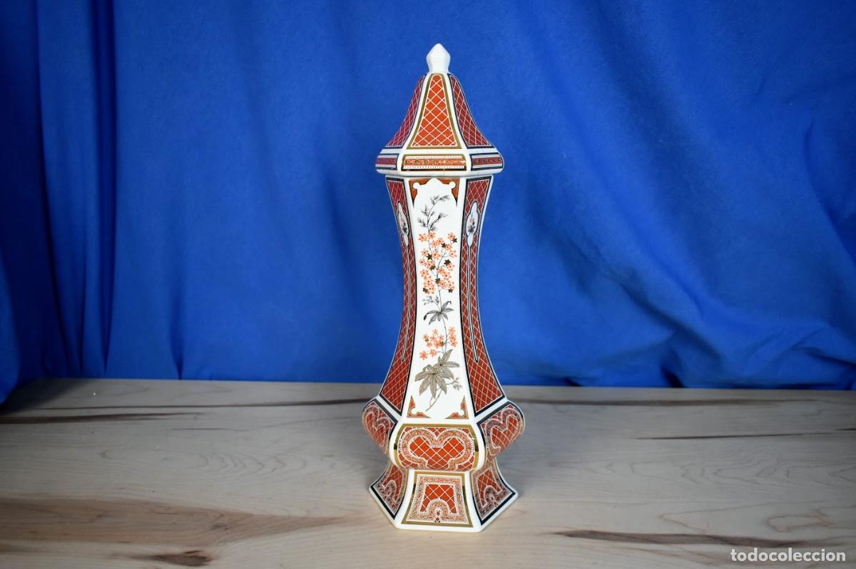 Antiguidades: Gran tibor con tapa porcelana Japonesa marca Panda estilo Imari Hexagonal a&ntilde;os 60