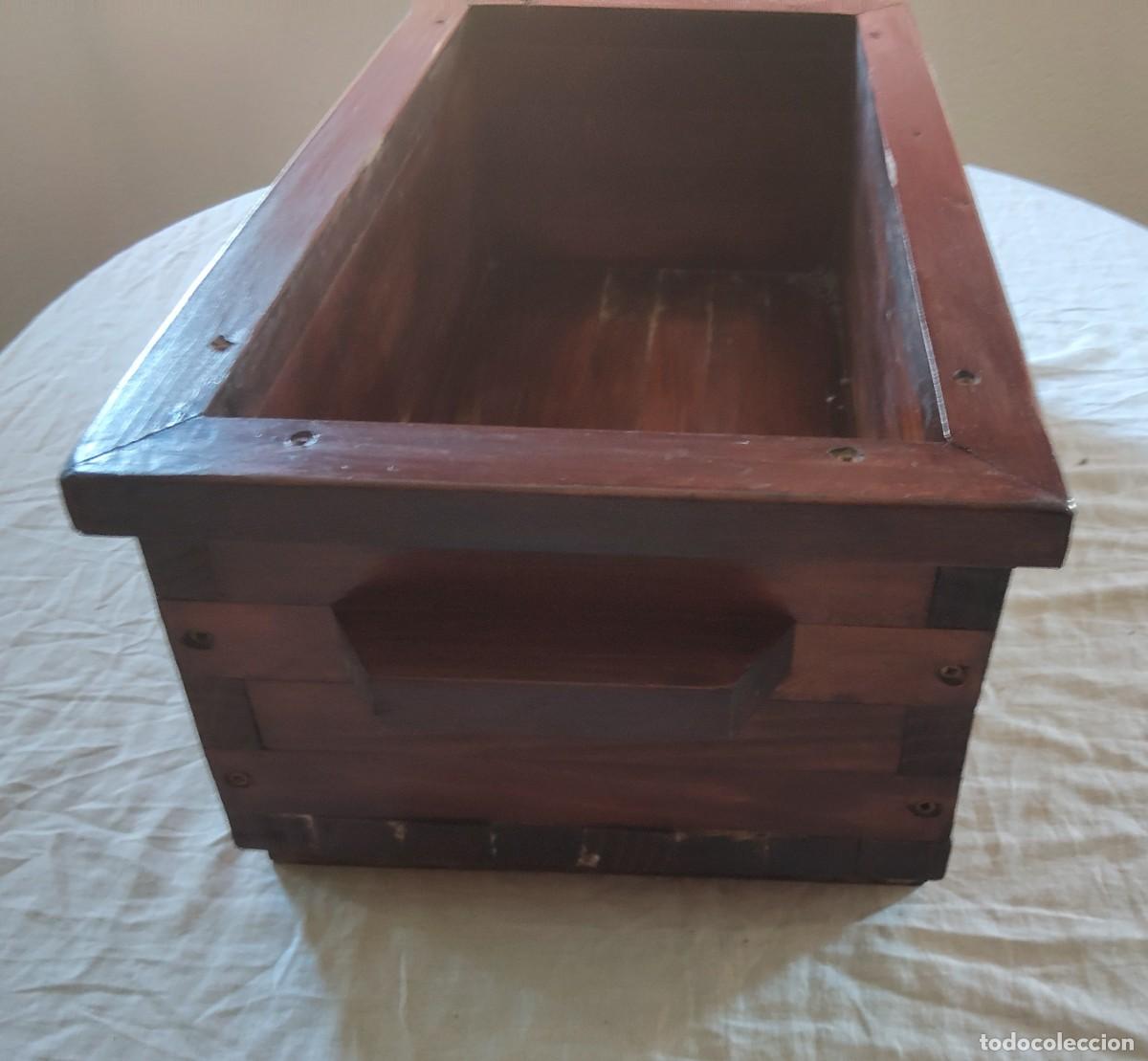 Antig&uuml;edades: Macetero mueble jardinera - Foto 6