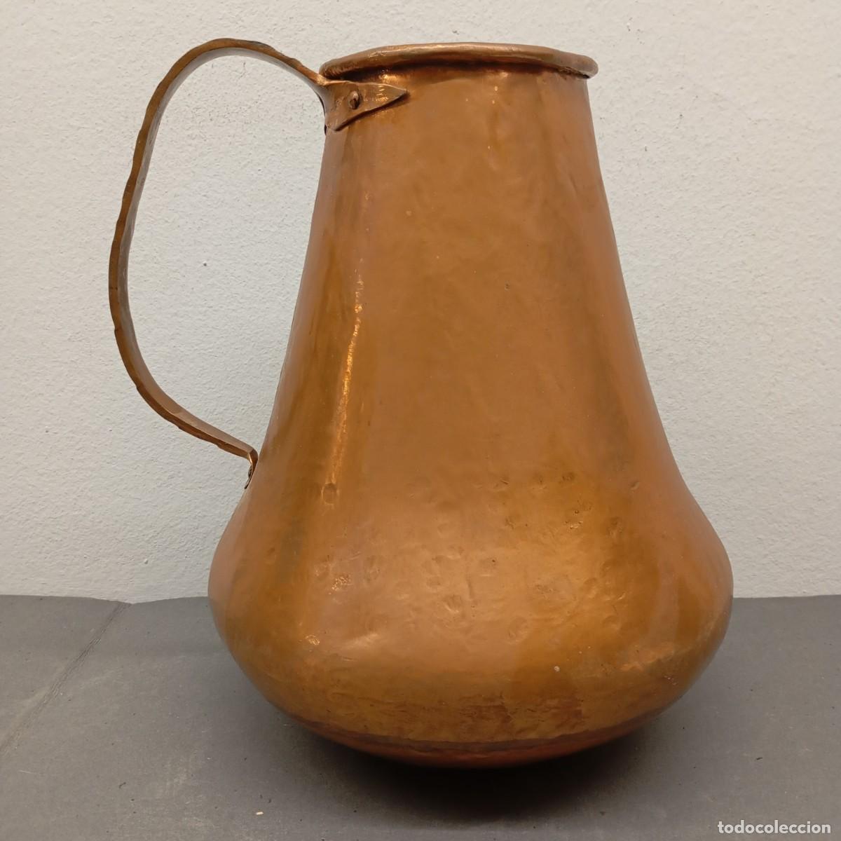 Antig&uuml;edades: ANTIGUA JARRA DE COBRE - DISE&Ntilde;O CL&Aacute;SICO R&Uacute;STICO - MARTILLADA A MANO - 300 X 280 MM - 1500 G / 1090