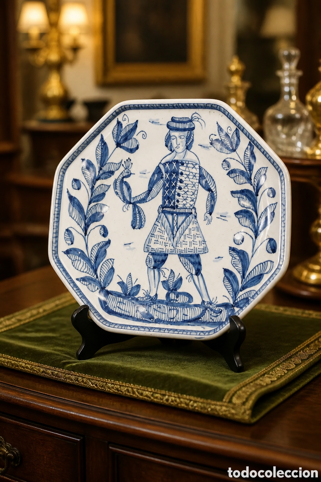 Antig&uuml;edades: FUENTE OCHAVADA CER&Aacute;MICA TALAVERA NIVEHILA PINTADO A MANO, AZUL Y BLANCO