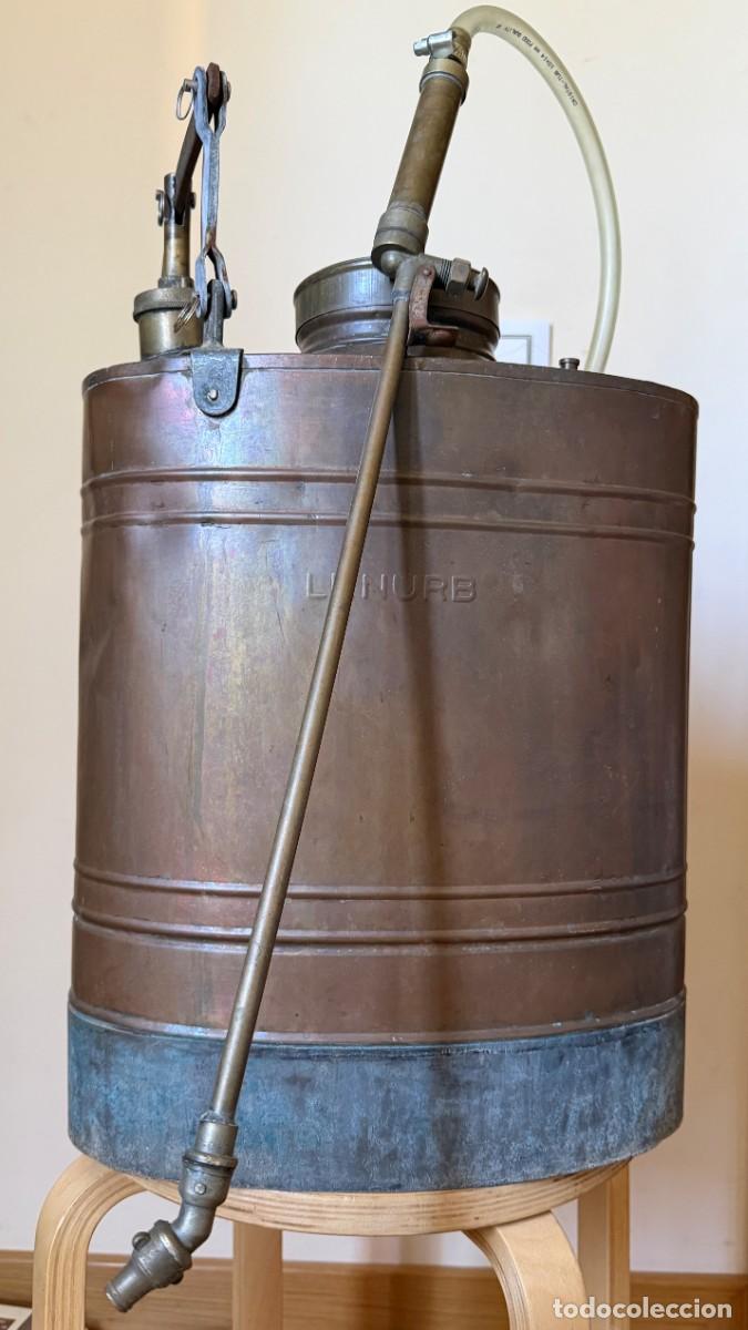 Antig&uuml;edades: Pulverizador, fumigador de cobre de la marca LENURB