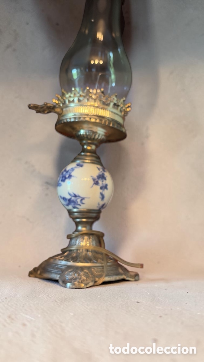 Antig&uuml;edades: Antiguo quinqu&eacute; de porcelana - Foto 4