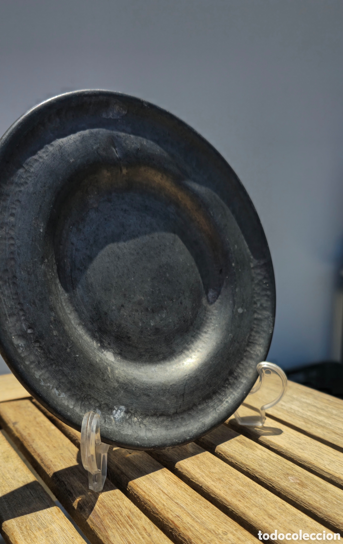 Antig&uuml;edades: Antiguo plato de peltre