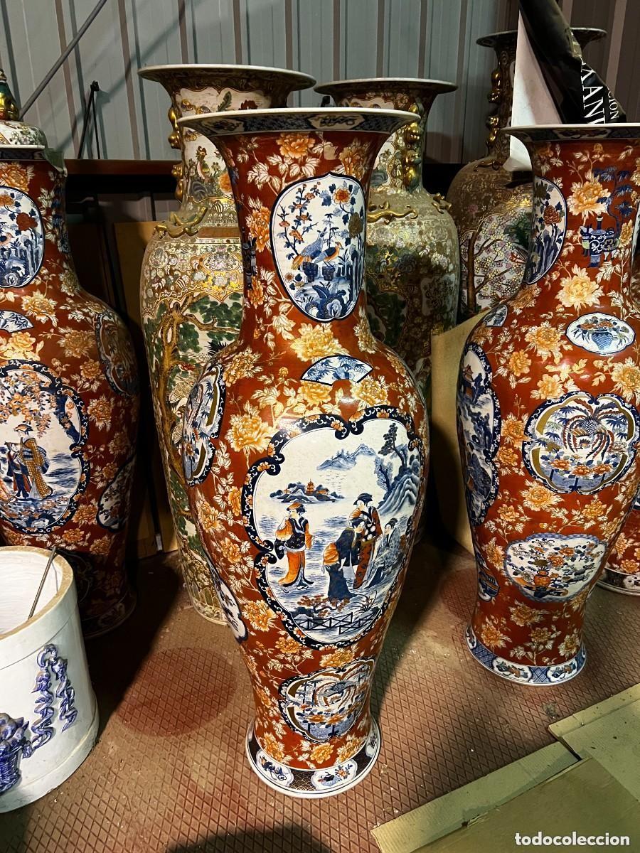 Antig&uuml;edades: Jarr&oacute;n monumental oriental de porcelana pintada a mano &mdash; estilo Imari japon&eacute;s, 155 cm