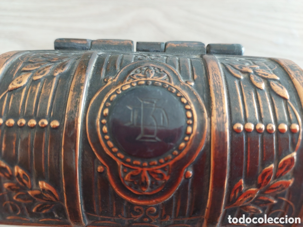 Antig&uuml;edades: Peque&ntilde;o cofre antiguo - Foto 3