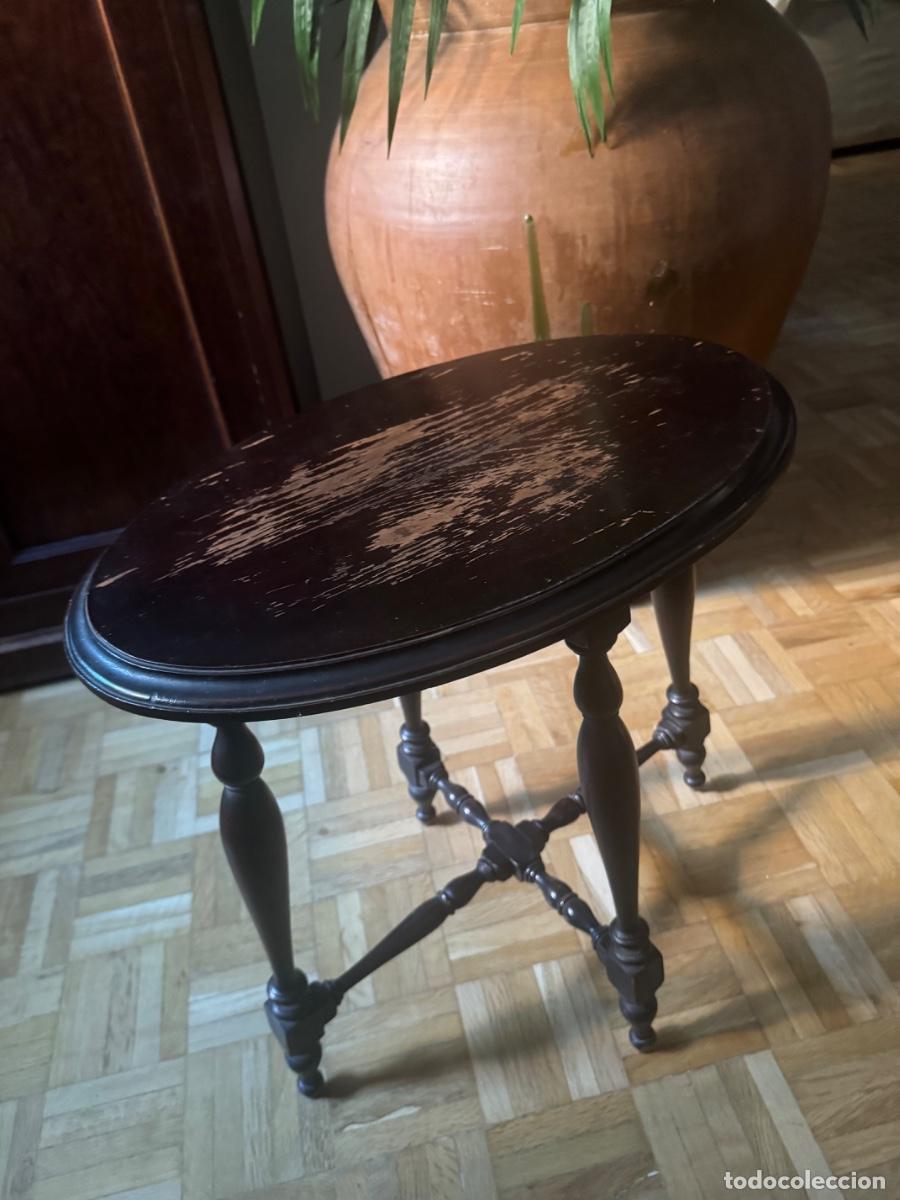 Antig&uuml;edades: Mesa ovalada para decapar peque&ntilde;a auxiliar - Foto 1