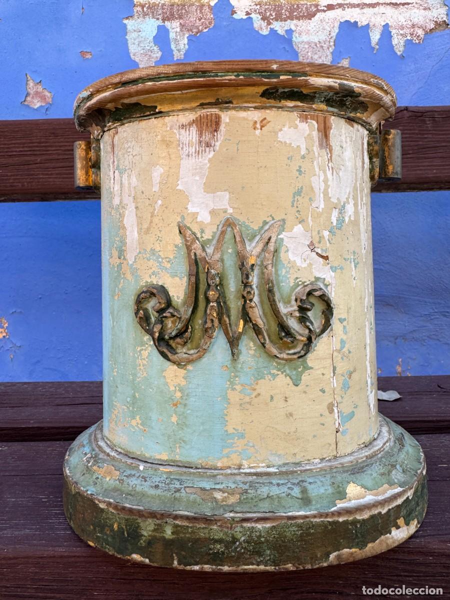Antig&uuml;edades: Antigua peana madera policromada - Foto 5