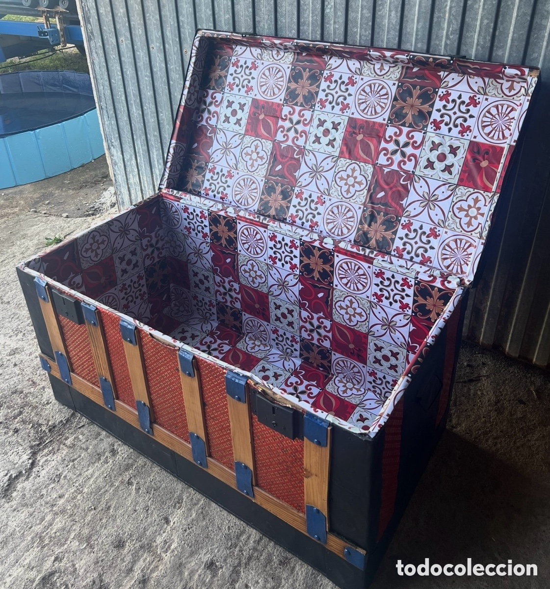 Antig&uuml;edades: Ba&uacute;l antiguo sin patas restaurado - Foto 3