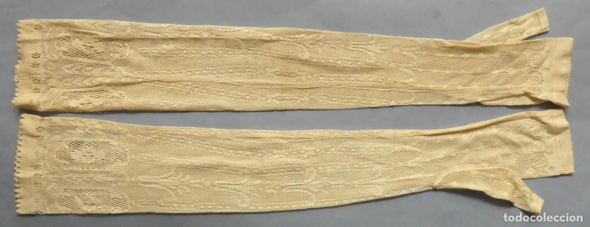 Antig&uuml;edades: ANTIGUOS MITONES PARA MUJER PPIO. S. XX