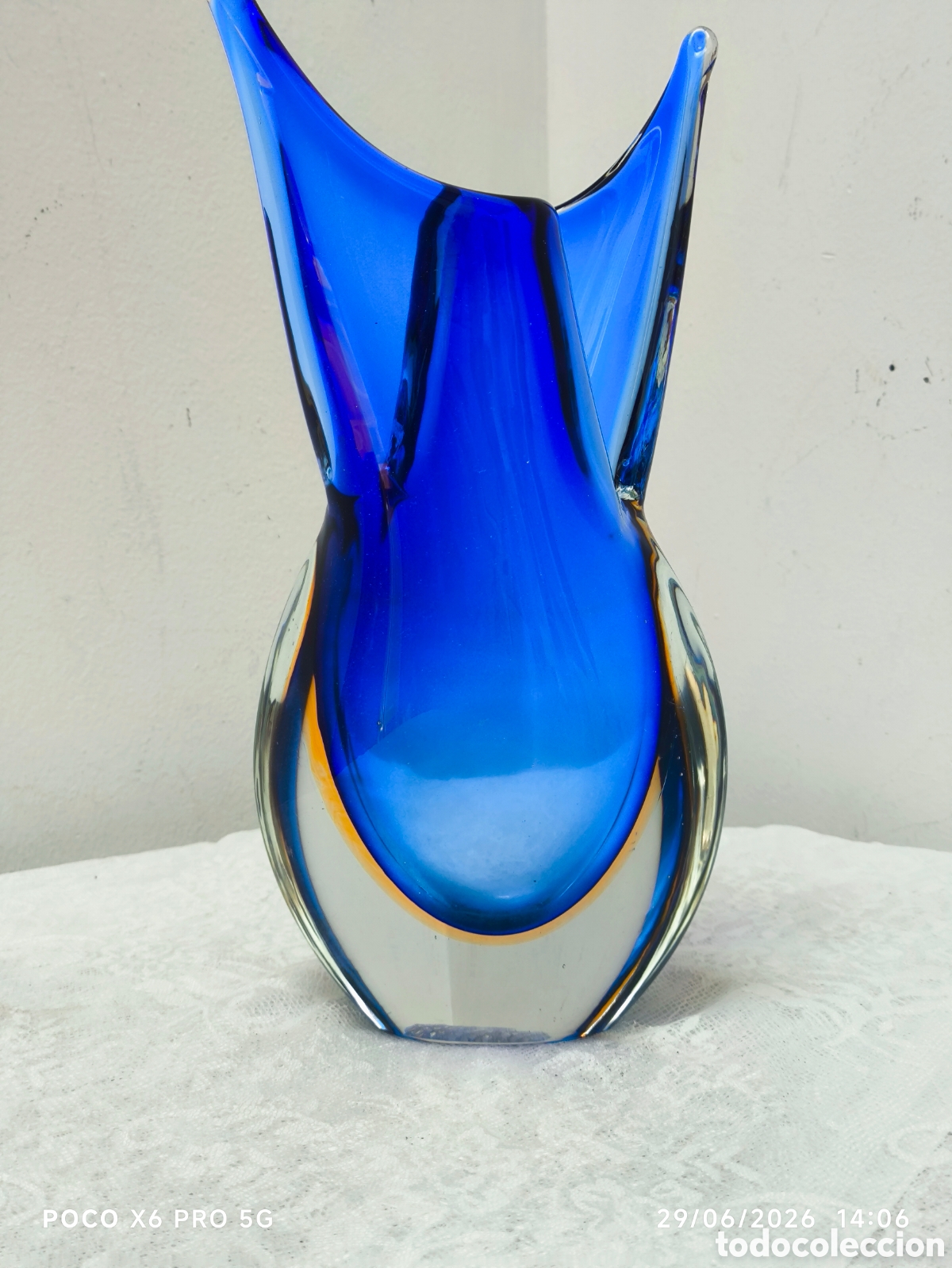 Antig&uuml;edades: Este original jarr&oacute;n de cristal fue dise&ntilde;ado por FLAVIO POLI y producido en la d&eacute;cada de 1970 en Mur