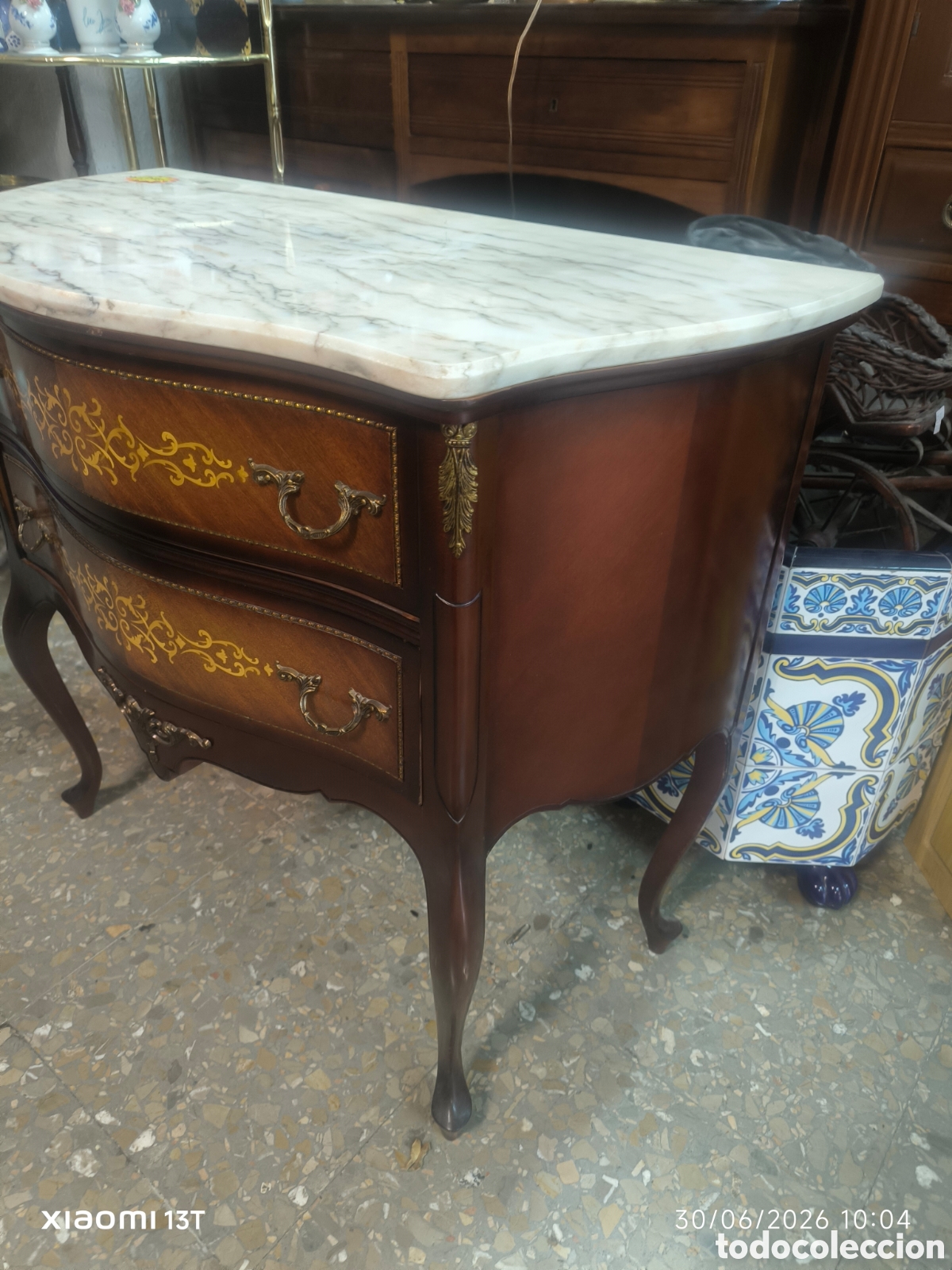 Antig&uuml;edades: C&oacute;moda Luis XV con m&aacute;rmol - Foto 2