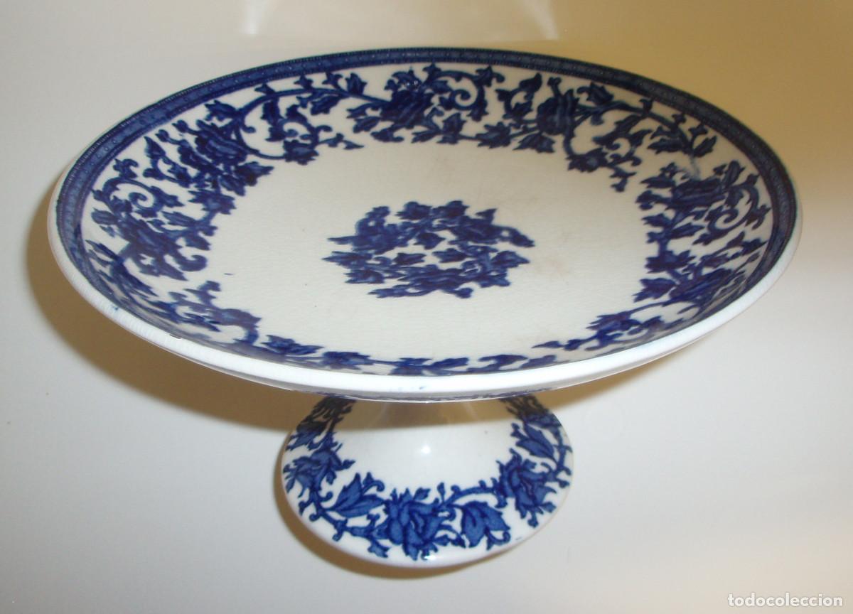 Antig&uuml;edades: FRUTERO DE LOZA. DECORACI&Oacute;N AZUL. PICKMAN S.A. SEVILLA. CARTUJA.